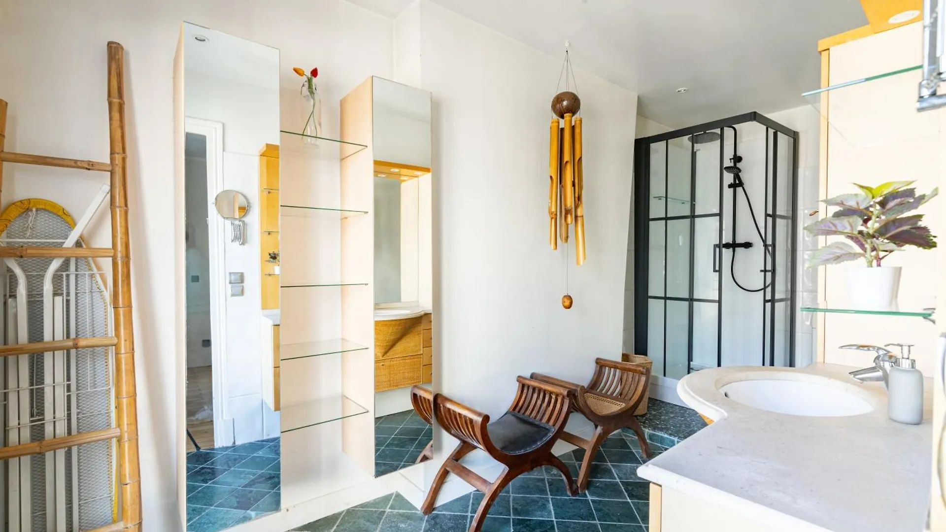 Apartment Appartement Quartier La Madeleine Free Netflix Paris